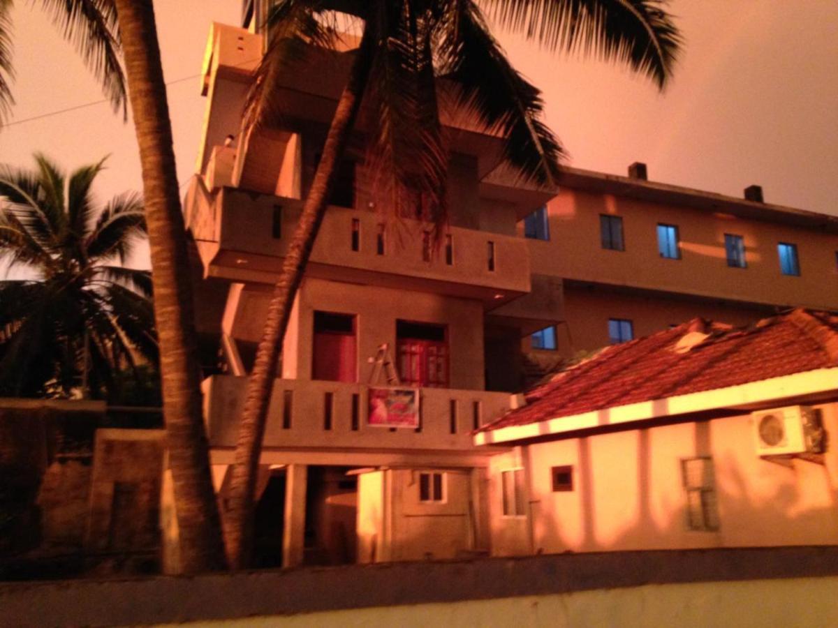 Tms Beach House Negombo Eksteriør bilde